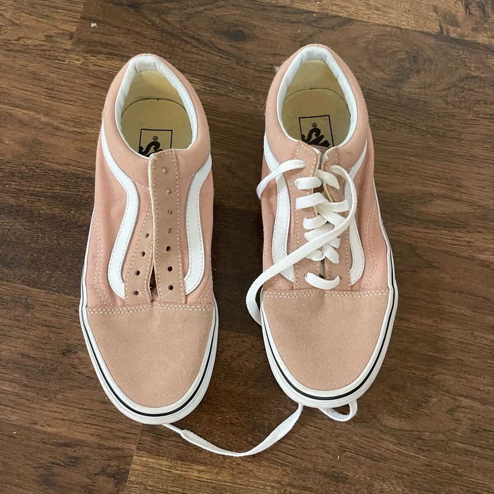 vans (missing a lace)